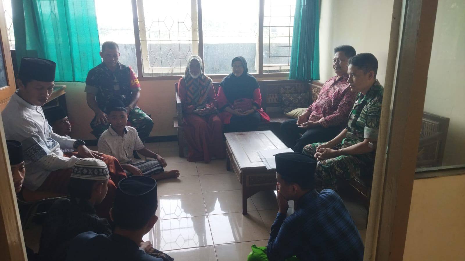 Koramil 05/Cepu Berbagi Kasih Dengan Panti Asuhan Yastamas