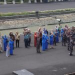 Isak Tangis Haru Keluarga Iringi Keberangkatan Satgas MTF TNI Konga XXVIII-P/UNIFIL