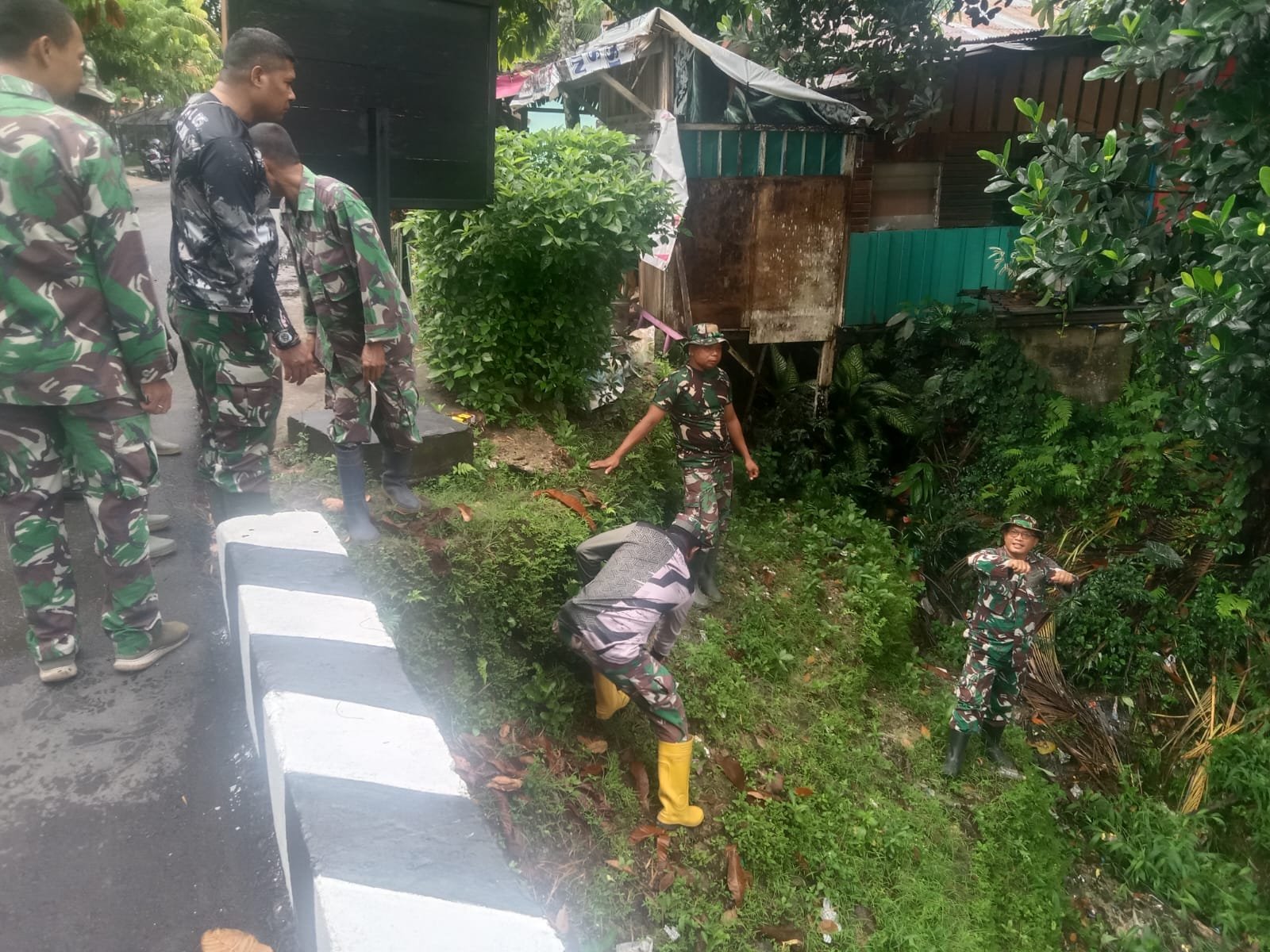 Kodim 1802/Sorong Gelar Karya Bakti Peringatan Hari Juang TNI AD KE 79 Tahun 2024