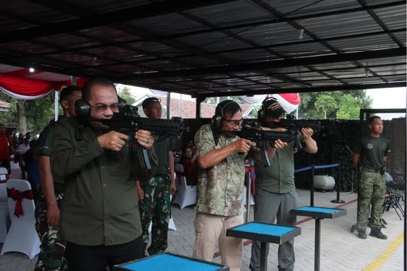 PERESMIAN RENOVASI LAPANGAN TEMBAK PISTOL "TRISULA" YONKO 463 KOPASGAT WING KOMANDO I KOPASAGAT