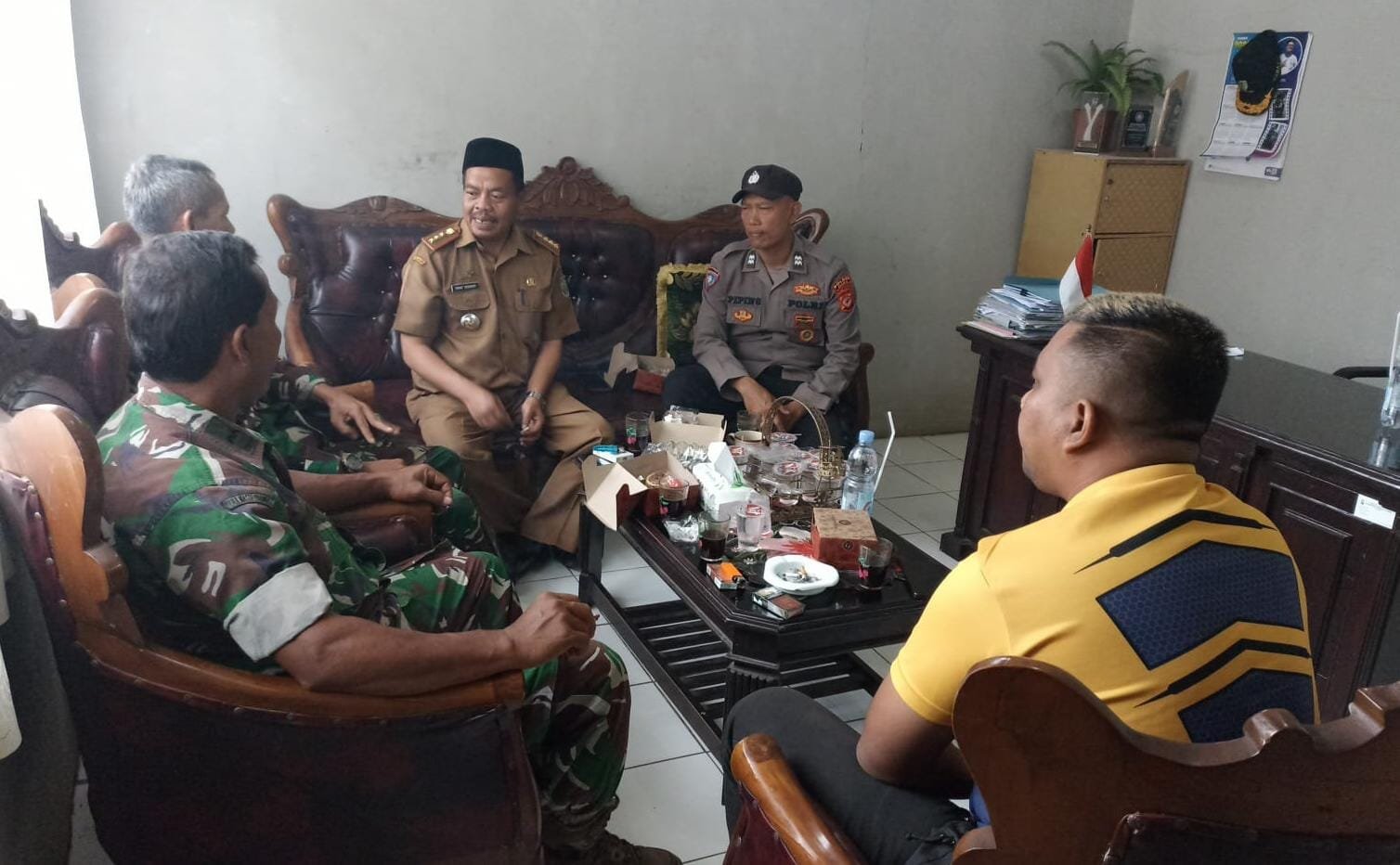 Jelang Malam Tahun Baru 2025 Polsek Kawali Cooling System ke Para Tokoh Jatinagara