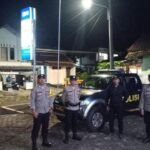 Berikan Rasa Nyaman, Polsek Sukadana Polres Ciamis Patroli Biru Hingga Pemukiman Warga