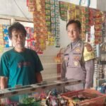 Bhabinkamtibmas Desa Sukamanah Jalin Silaturahmi dengan Warga, Wujudkan Keamanan dan Ketertiban