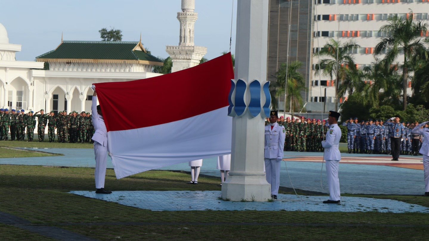Dandim 0316/Batam Mengikuti Upacara Bendera