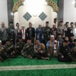 Perkuat Sinergitas, Polsek Kawali Ikuti Safari Sholat Subuh Berjamaah Bersama Warga Awiluar
