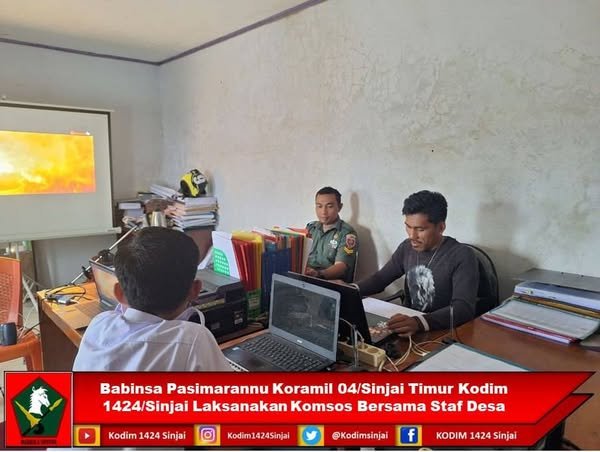 Babinsa Pasimarannu Koramil 04/Sinjai Timur Kodim 1424/Sinjai Laksanakan Komsos Bersama Staf Desa