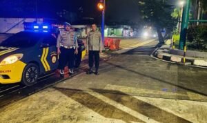 Cegah Tindak Kriminalitas Polsek Cikoneng Polres Ciamis Patroli Dialogis ke Wilayah Keramaian Warga