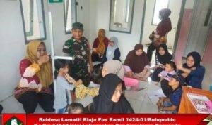 Babinsa Lamatti Riaja Dukung Program Posyandu di Dusun Aruhu, Sinjai