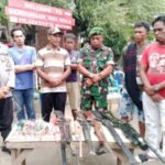 Pendekatan TNI Buahkan Hasil Warga Bima Serahkan Senjata Demi Perdamaian