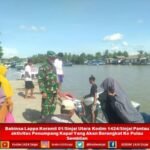 Babinsa Lappa Koramil 01/Sinjai Utara Kodim 1424/Sinjai Pantau Aktivitas Penumpang Kapal ke Pulau Sembilan