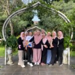 Srikandi PLN UP3 Tasikmalaya Gelar Gerakan Bersih Bersama di Taman Kota Tasikmalaya