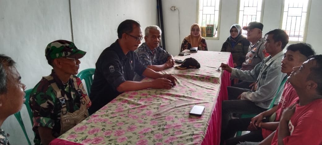 Cegah Konflik di Obwis Polsek Kawali dan Muspika Beri Imbauan Ke Juru Parkir di Winduraja