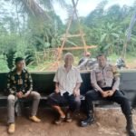 Cooling System Polsek Sukadana Polres Ciamis Koorkom Kamtibmas ke Warga Desa Bunter
