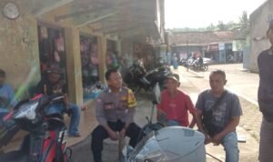 Cooling System Polsek Sukadana Polres Ciamis Koorkom Kamtibmas ke Warga Desa Sukadana