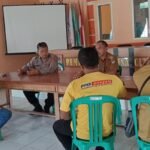 Polsek Sukadana Polres Ciamis Datangi Koorkom Kamtibmas Bersama Kepala Desa Ciparigi