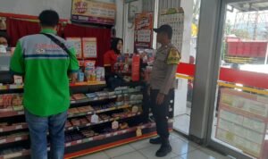 Cooling System Polsek Cikoneng Polres Ciamis Koorkom Kamtibmas ke Warga di Desakidul