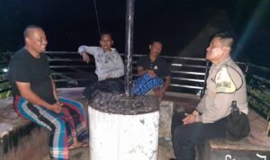 Humanis, Polsek Cipaku Polres Ciamis Patroli Dialogis ke Pemukiman Warga