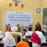 Polsek Cikoneng Polres Ciamis Datang Beri Himbauan Kamtibmas ke Kepala SLBN Sindangsari