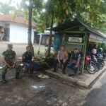 Bhabinkamtibmas Desa Imbanagara Sambangi Komunitas Ojeg Pangkalan Perempatan Al Gani untuk Tingkatkan Sinergi Kamtibmas