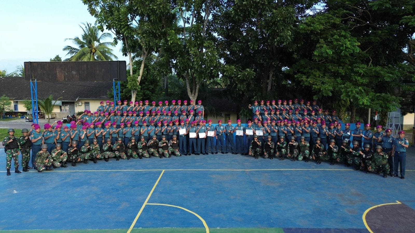 DANYONIF 8 MAR PIMPIN UPACARA PELEPASAN MUTASI PRAJURIT