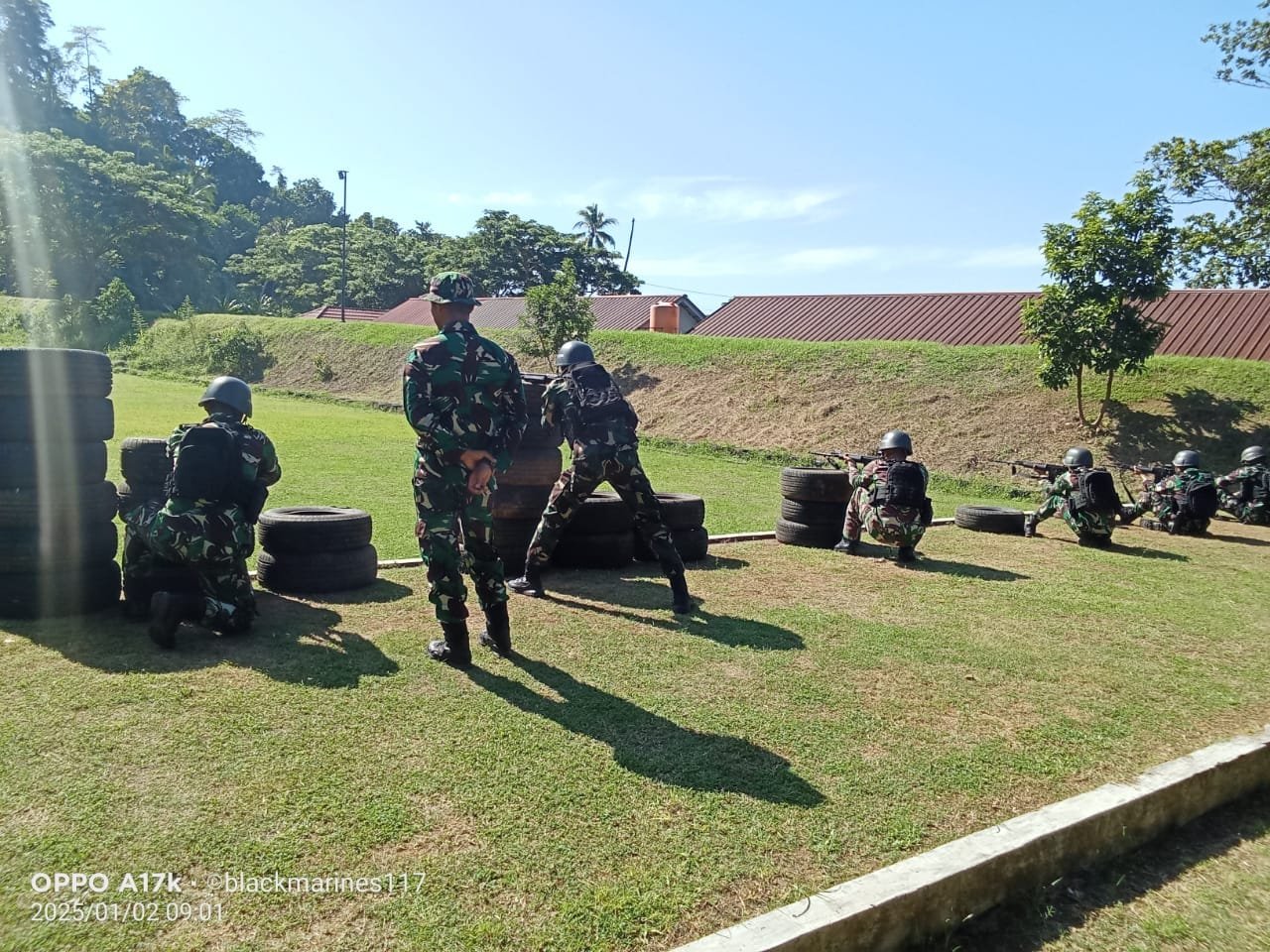 PRAJURIT "AJABRA" BATALYON INFANTERI 7 MARINIR LATIHAN MENEMBAK PERSIAPAN PENUGASAN PAMTAS RI
