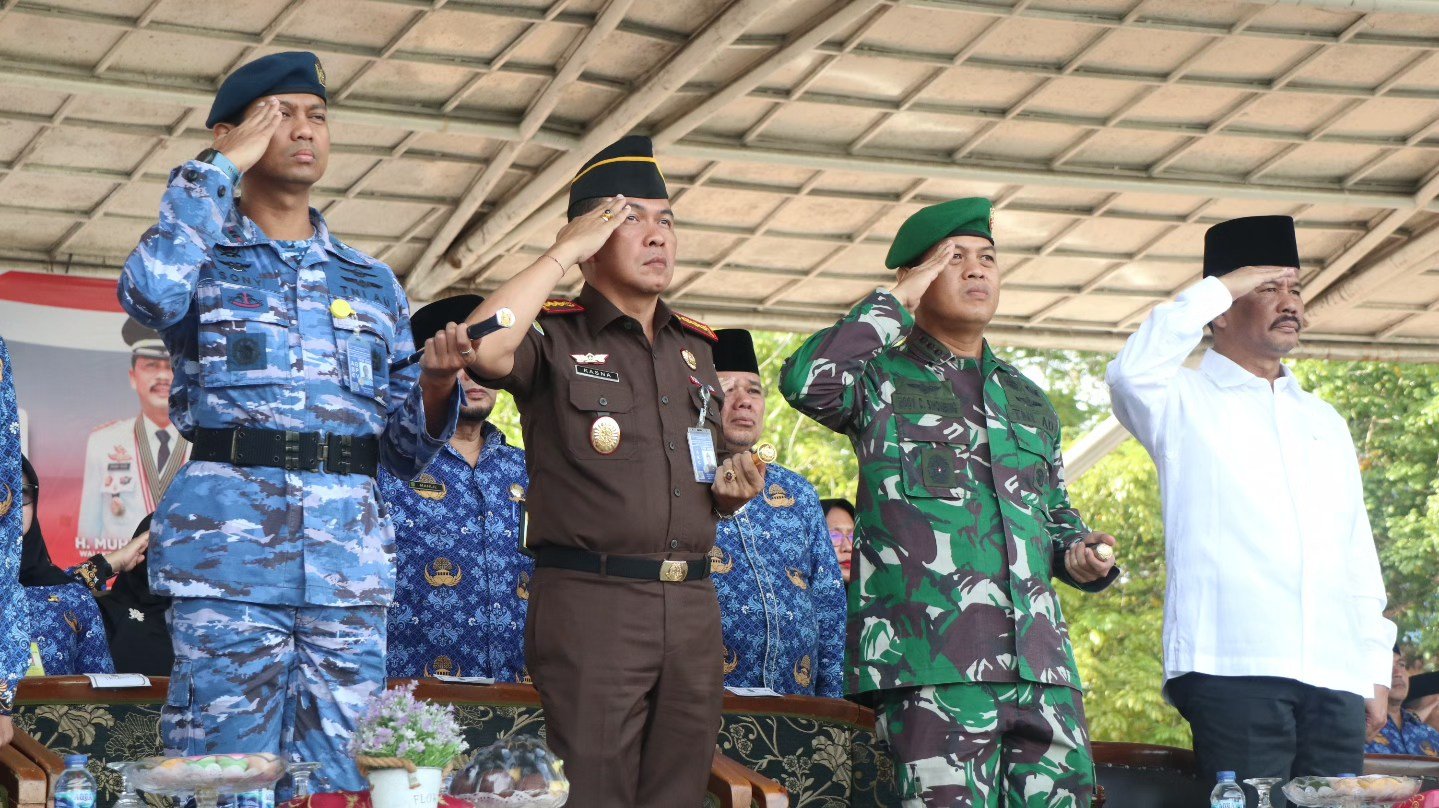 Dandim 0316/Batam Mengikuti Upacara Bendera