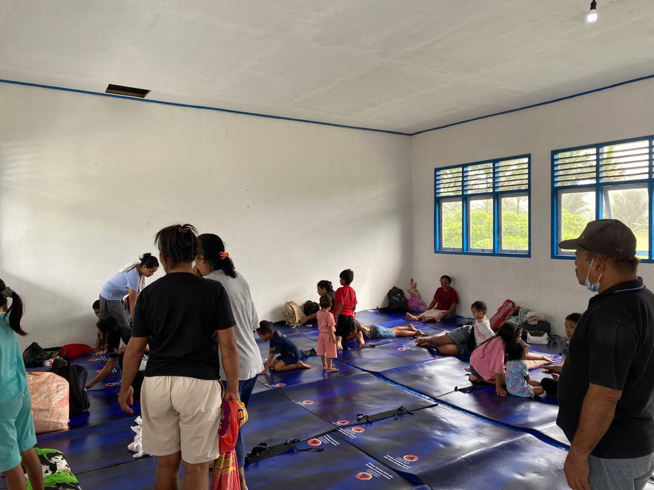 Satgas Penanggulangan Bencana (Satgas PB) erupsi Gunung Ibu telah menambah titik lokasi pengungsian