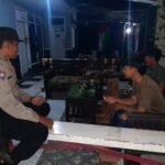 Perkuat Sinergitas Satuan Samapta Polres Ciamis Beri Binluh ke Warga Saat Ngeronda Malam