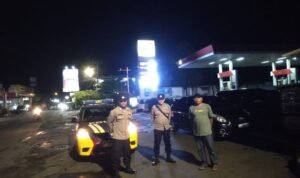 Berikan Rasa Nyaman Polsek Kawali Polres Ciamis Patroli Dialogis di Siang Hari