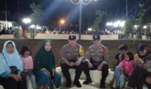 Berikan Rasa Nyaman Polsek Sukadana Polres Ciamis Patroli Biru Hingga Pemukiman Warga