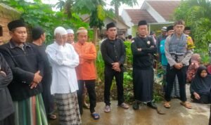 Ziarah Bersama, Polsek Cikoneng Polres Ciamis Koorkom Kamtibmas Warga Desa Gegempalan