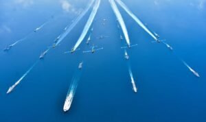 Sea Phase MNEK 2025, Formasi Puluhan Kapal Perang dan Pesawat Udara Terbentuk di Laut Bali