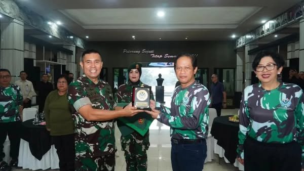Divif 1 Kostrad dan Kementerian Lingkungan Hidup Gelar Pembekalan Pemimpin Bermental Tangguh