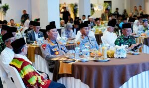 Momen Hangat Kapolri Berbagi dan Perkuat Silaturahmi Dengan Ulama serta Masyarakat di Bulan Ramadhan