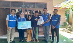 PLN Karangnunggal Pasang Listrik Gratis di Wilayah Tasikmalaya Selatan