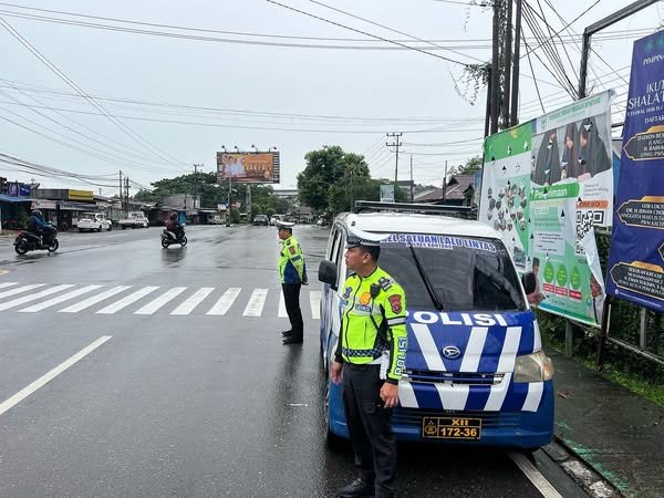 Sat Lantas Polres Bontang Gelar Patroli untuk Menjaga Ketertiban Lalu Lintas
