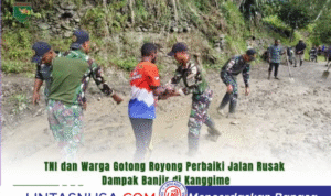TNI dan Warga Gotong Royong Perbaiki Jalan Rusak Dampak Banjir di Kanggime