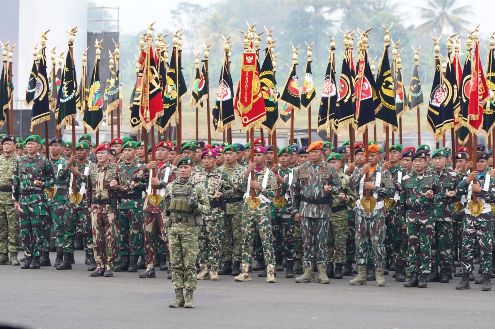 Panglima TNI dan Menhan RI Tinjau Geladi Bersih Upacara Gelar Pasukan Operasional dan Kehormatan Militer