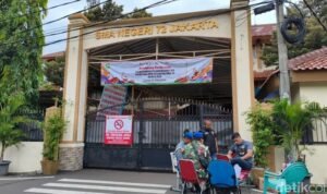 Warga Ungkap Sosok FN, Terduga Pelaku Ledakan di SMAN 72 Jakarta: Dulu Ceria, Kini Tertutup