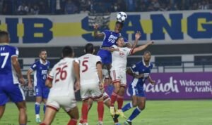 Denda Persib di ACL 2 Membengkak, Bojan Kirim Pesan untuk Bobotoh