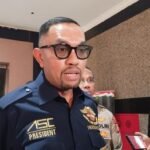 Waka Komisi III DPR Kritik Hotman Paris Soal Febrie Ardiansyah: Jangan Bawa Nama Presiden PrabowoWaka Komisi III DPR Kritik Hotman Paris Soal Febrie Ardiansyah: Jangan Bawa Nama Presiden Prabowo