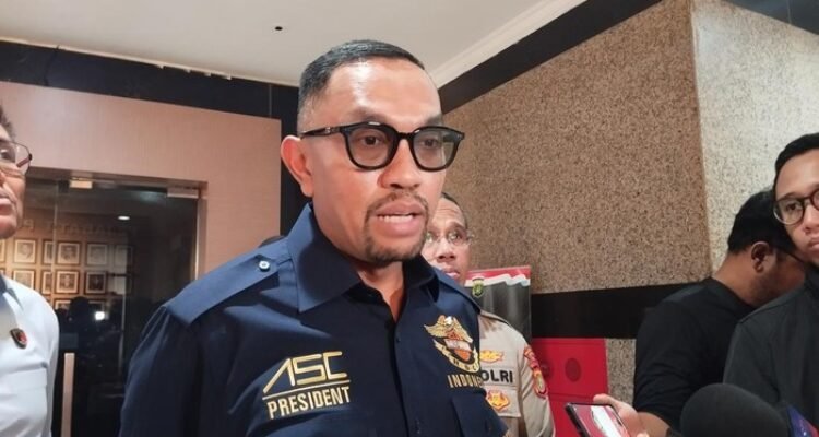Waka Komisi III DPR Kritik Hotman Paris Soal Febrie Ardiansyah: Jangan Bawa Nama Presiden PrabowoWaka Komisi III DPR Kritik Hotman Paris Soal Febrie Ardiansyah: Jangan Bawa Nama Presiden Prabowo